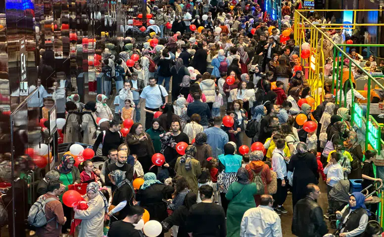 Konya’da o etkinlik herkesi şaşırttı! Binlerce çocuk akın etti