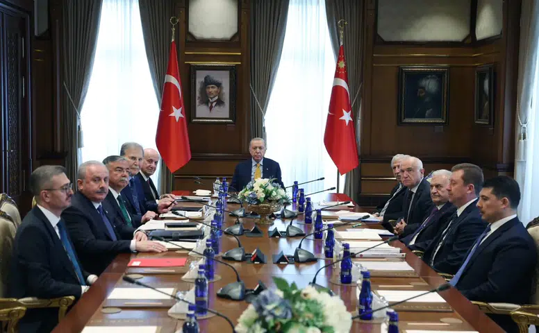 Külliye’de güvenlik zirvesi! Acil tedbirler görüşüldü