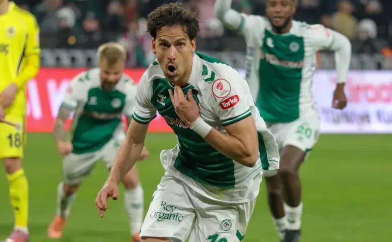 Konyaspor’da Fenerbahçe maçının kahramanı konuştu! Efsane olmak istiyoruz