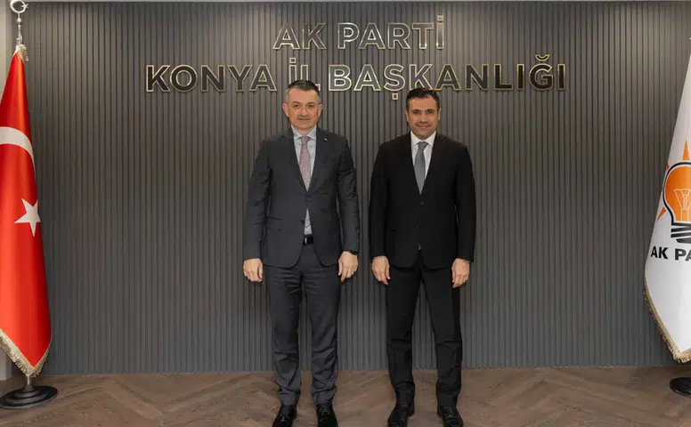 Eski bakandan Konya'ya sürpriz ziyaret