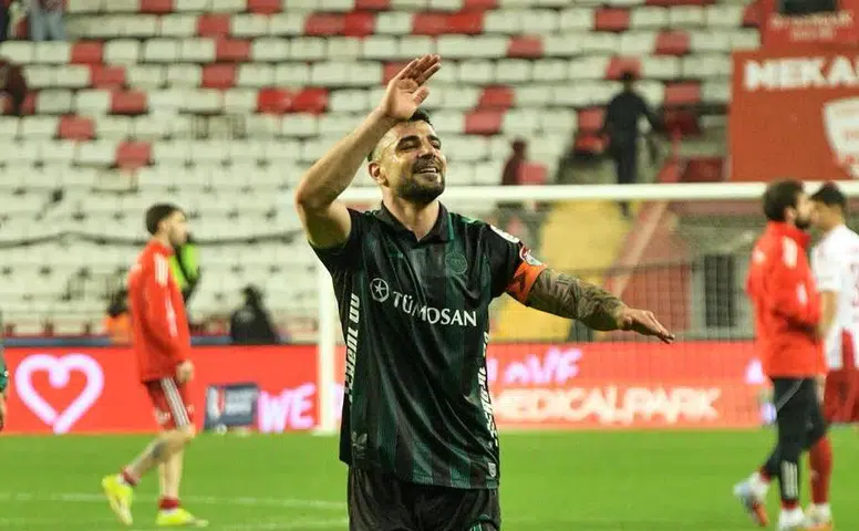 Konyaspor'da Adil Demirbağ'dan iddialı sözler!