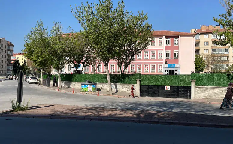 Konya’da kan donduran iddia! Veliler 8 yaşındaki çocukları darp etti