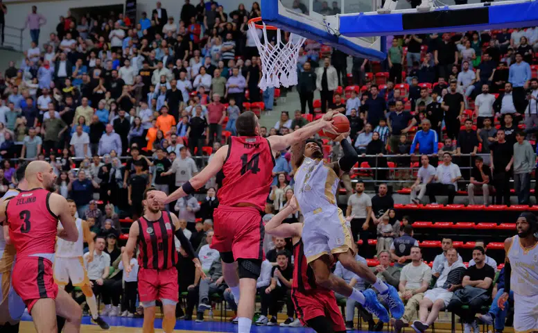 Konya Büyükşehir, play-off finali için parkede