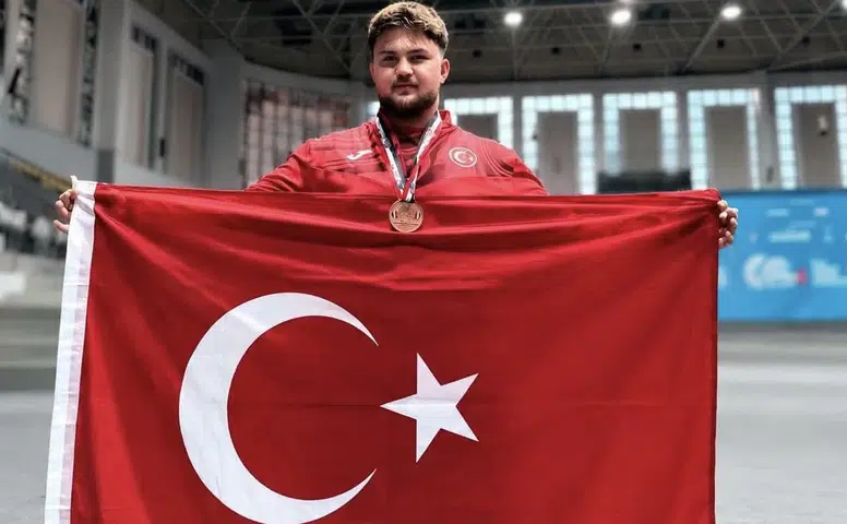 Konyalı sporcu dünya üçüncüsü oldu