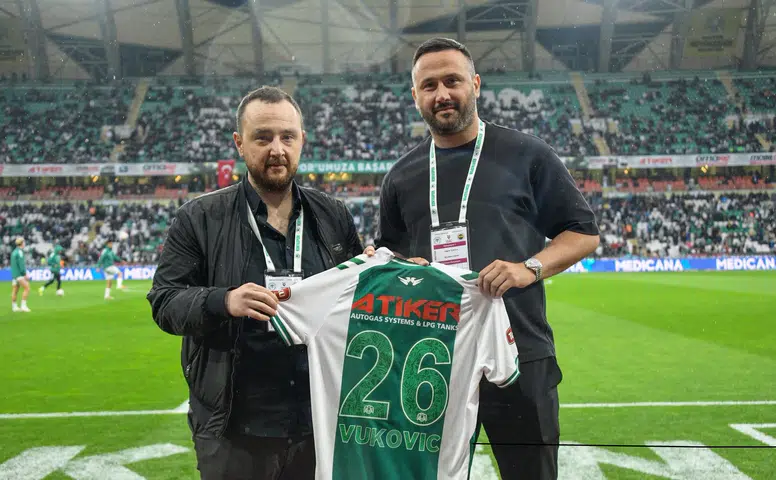 Konyaspor, efsane oyuncusunu onurlandırdı