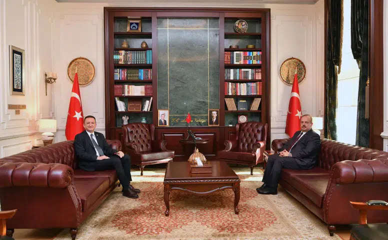 Bektaş, Konya’ya büyük hizmetlerde bulunan kritik isimle buluştu