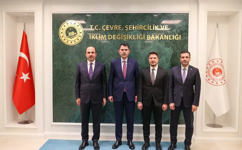 Konya heyeti, Konyalı Bakan Kurum ile görüştü