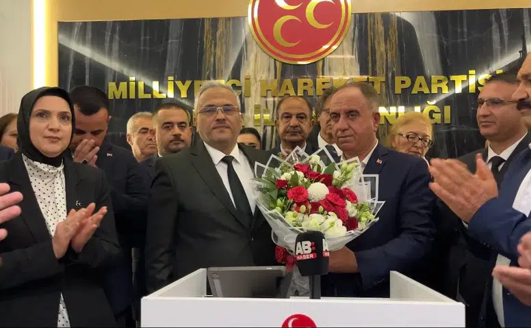 Konya’da MHP’de bayrak değişimi! Sedat Göncü görevi devraldı