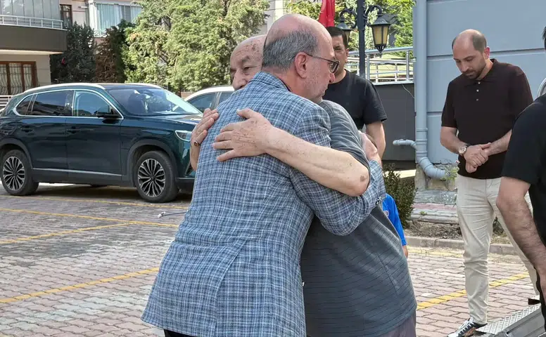 Başkan Pekyatırmacı, o ismi acı gününde yalnız bırakmadı
