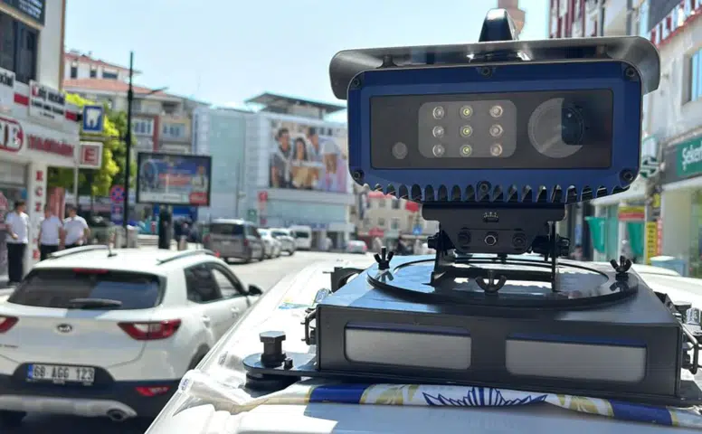 Aksaray polisi Mobil PTS ile aranan araçları tek tek yakalıyor