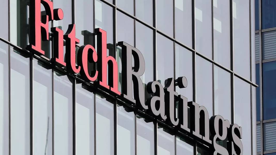 Fitch, 2024'te petrol fiyatları hakkında öngörüsünü payalaştı! İşte şaşırtan tahmin... 1