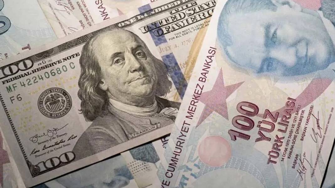 Wells Fargo'dan dolar/TL için şaşırtan tahmin: 2 lira düşecek 4