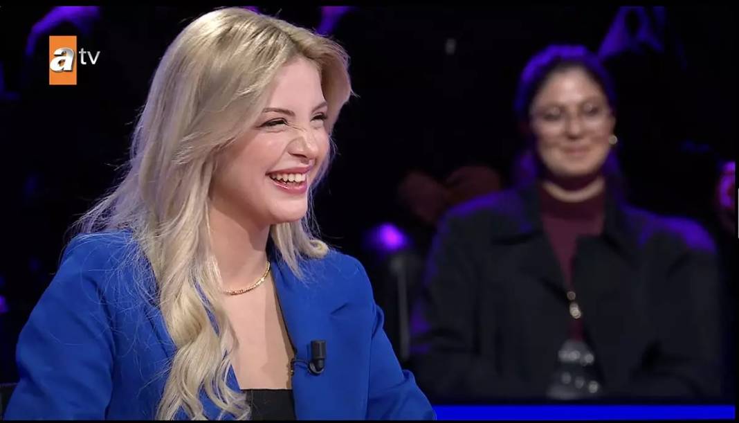 Kim Milyoner Olmak İster'de heyecanına yenik düştü!.. Basit matematik sorusunda elendi! 9