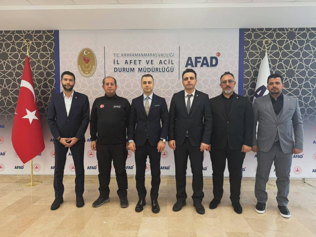 TÜRSİAD deprem bölgesinde 1