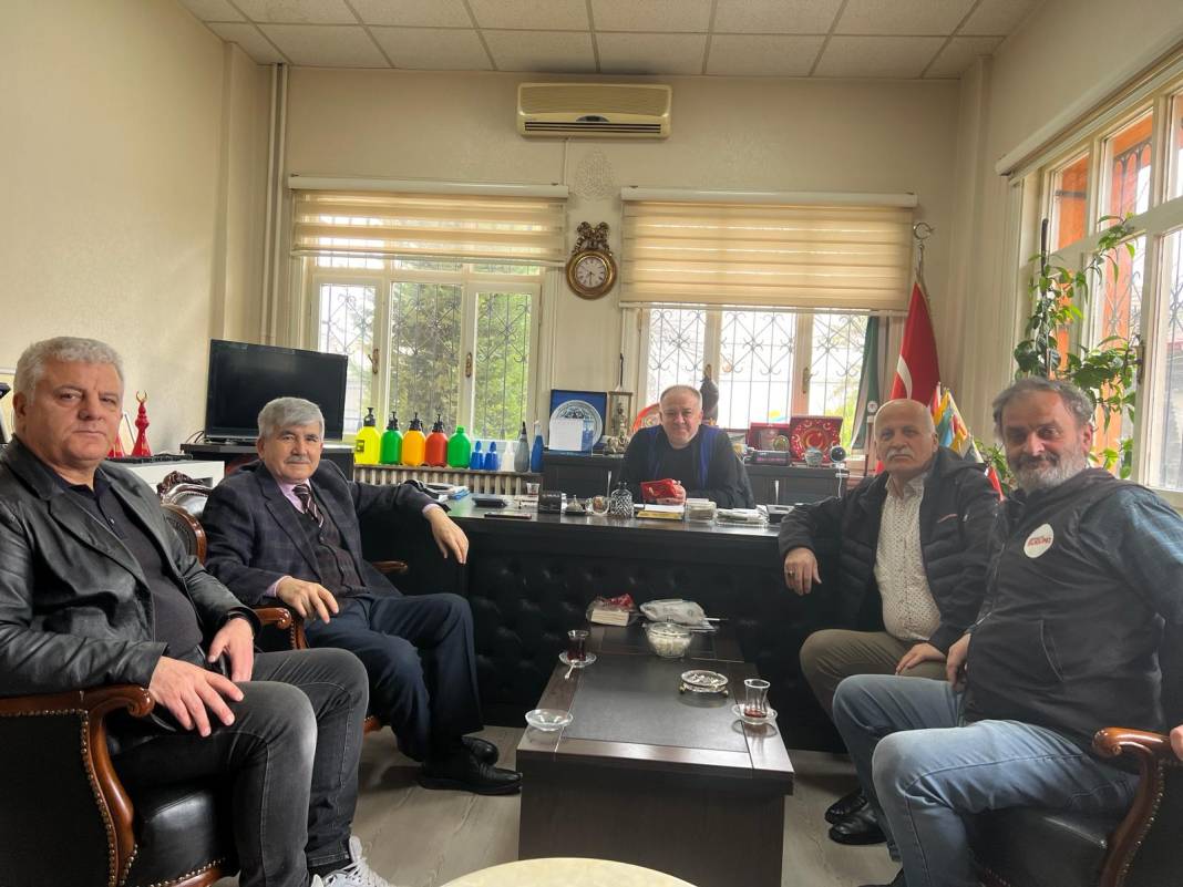 Özdemir, dostlarını ağırladı 1