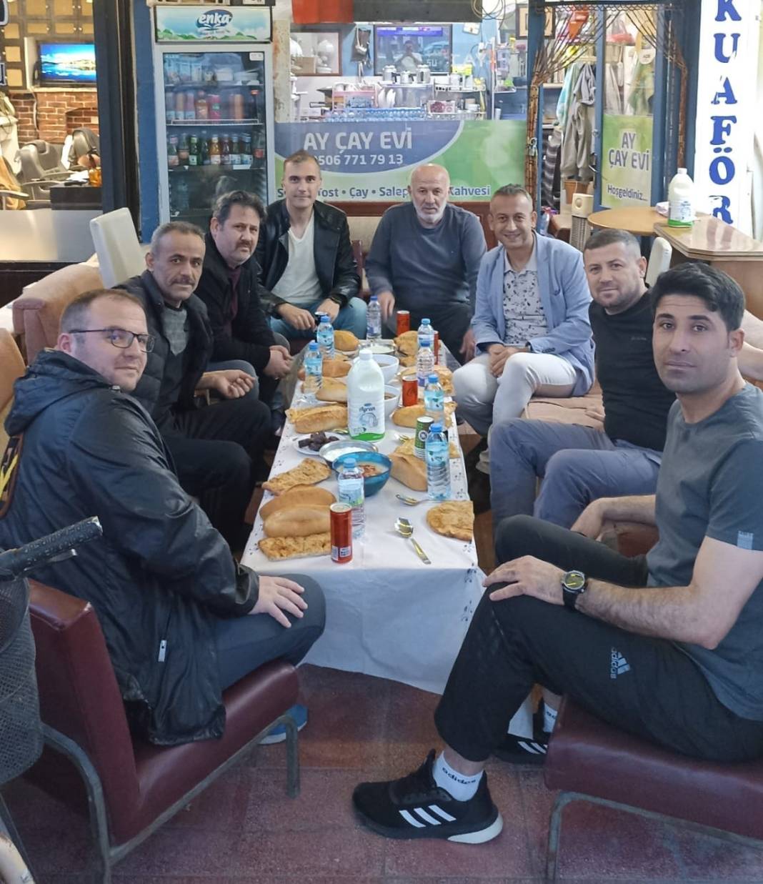 Hakem dostlar iftar yaptı 1