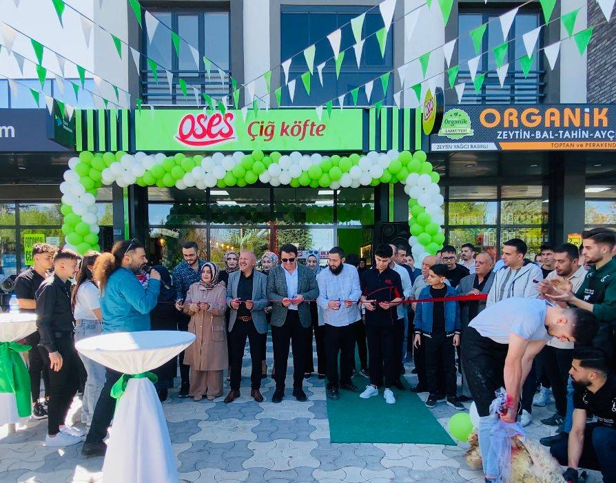 Oses Çiğ Köfte 92. mağazasını açtı 3