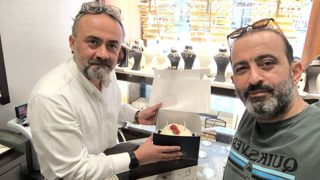 Mustafa Bey yeni yaşını kutladı 1