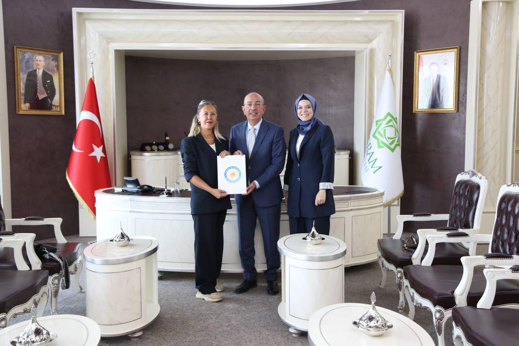 Bilgi, Kavuş’a projelerini anlattı 1