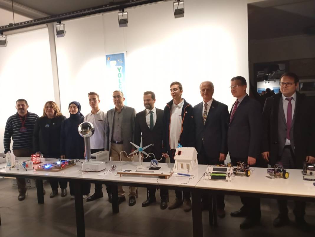 Öğrenciler yaptıkları eserlerini sergilediler 1