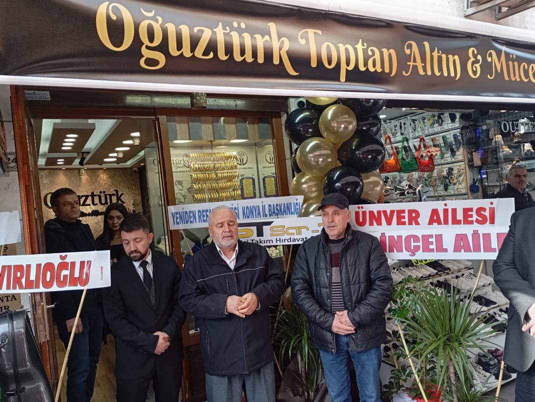 Oğuztürk Mücevherat açılışına yoğun katılım 2