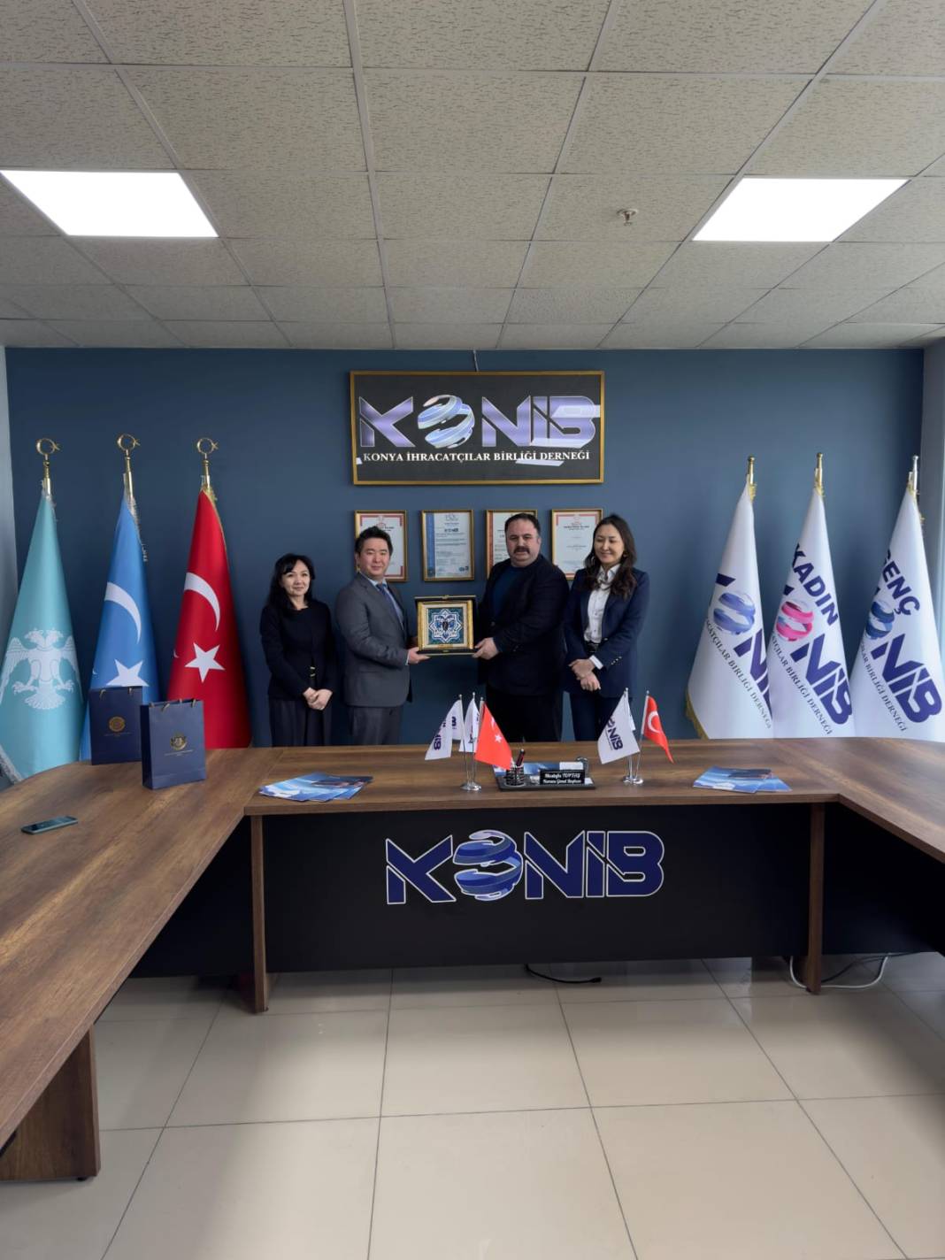 Kazakistan Büyükelçiliği’nden Konya İhracatçılar Birliği’ne ziyaret 1