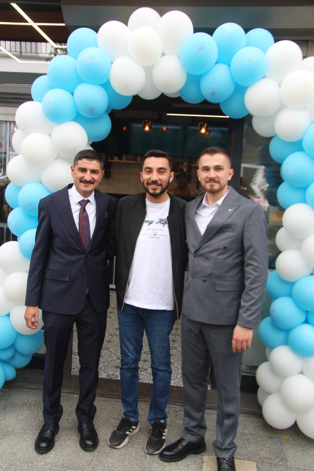 Konya magazin hayatında neler oldu? (24 Nisan 2025) 3