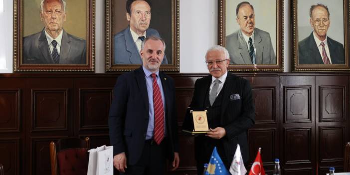 Kosova ve Kuzey Makedonya’da NEÜ rüzgârı