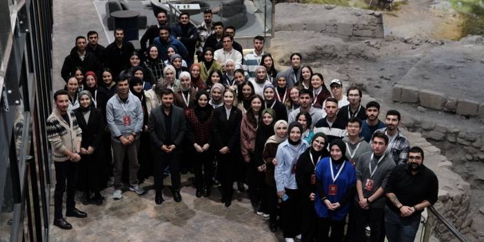 Konya'da dijital dönüşüm: Yapay zeka ve siber güvenlik alanında eğitim zirvesi