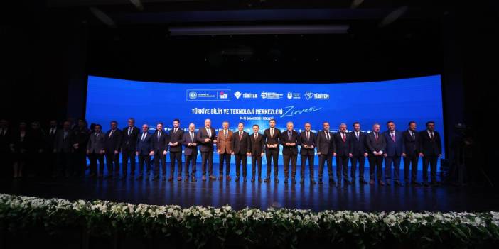 Konya Bilim Merkezi ödüllendirildi! Türkiye'nin ilkleri zirvede