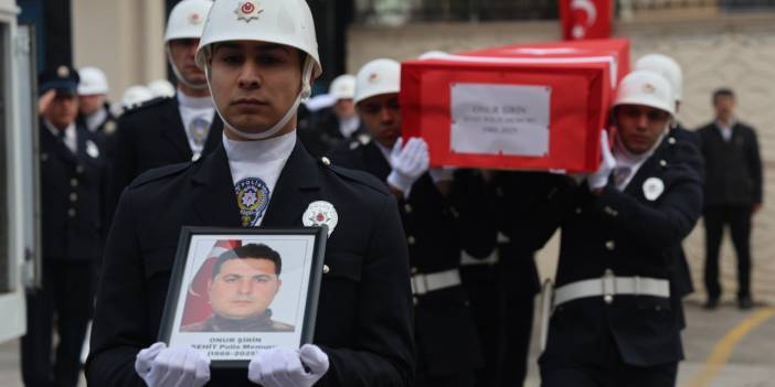 Konya’da hüzünlü tören: Şehit polis memuru son yolculuğuna uğurlandı