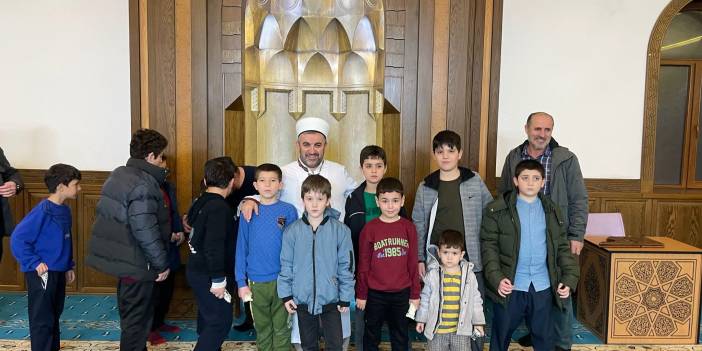 Konya’da bu cami bayram gecesi çocuklara harçlık dağıtacak!