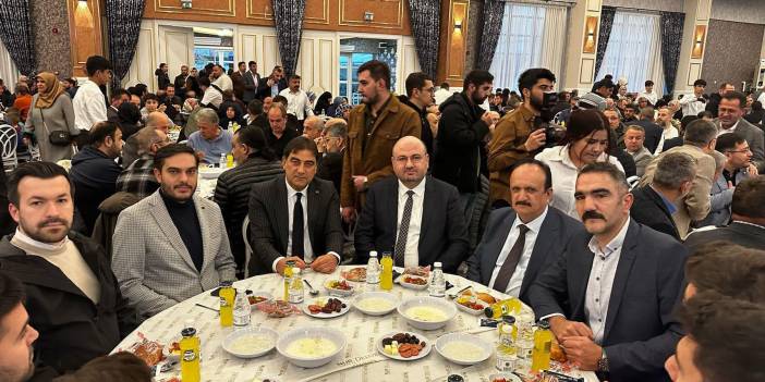 İyi Parti’den AK Parti’ye geçen Konya Vekili Ünal Karaman ilk kez sahneye çıktı