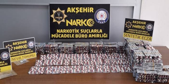 Konya'da uyuşturucuyu otobüsün içine kadar sokmuşlar! Kendilerini böyle ele verdiler...