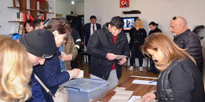 Ekrem İmamoğlu İçin Sandığa Koştular! CHP Konya’da Tarihi Gün