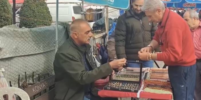 Konya’da çekilen bu karelerdeki tespihçi ve simitçi bakın kim çıktı?