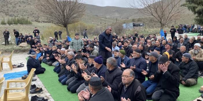 Kuraklık Konya’yı vurdu! Kalabalık susuzluk için toplandı