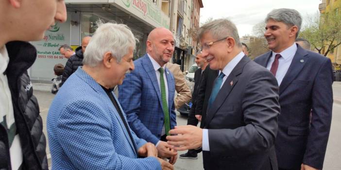 Gelecek Partisi Konya’da bayram coşkusu: Davutoğlu’dan güçlü mesajlar