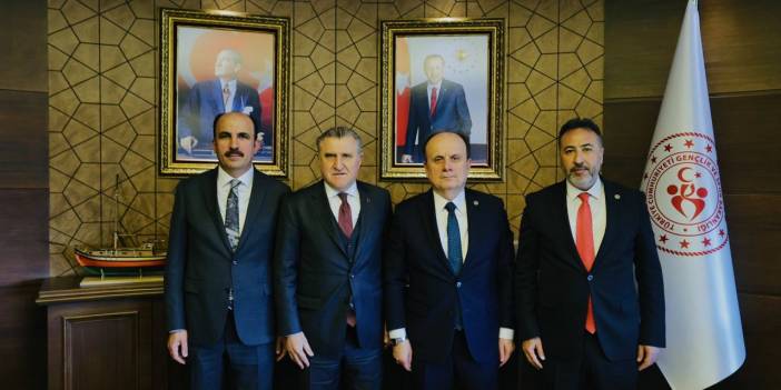 Konya heyetinden Gençlik ve Spor Bakanı Bak'a ziyaret