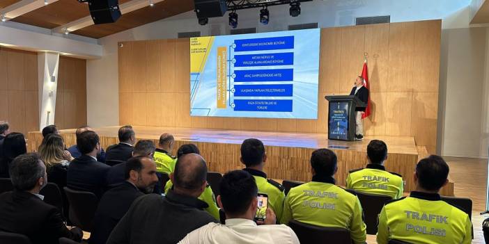 Önemli çalıştay: Konya'da trafikte nezaket hareketi başladı!