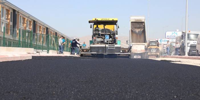 Karatay’da ulaşım konforu için asfalt çalışmaları hız kazandı