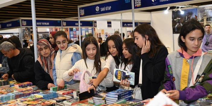 Selçuklu Kongre Merkezi’nde çocuklara Bayram Hediyesi: Çocuk kitap günleri başlıyor!