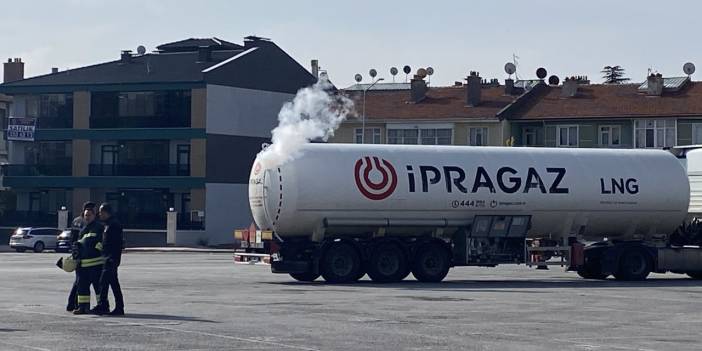 Konya'da LNG tankerinde gaz sızıntısı! Patlama tehlikesiyle şehir dışına götürüldü
