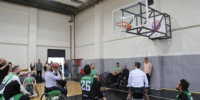 Konya’da yürekleri ısıtan maç! Altay bir ilke imza attı