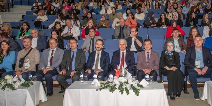 Selçuk Üniversitesi'nde 3. Beslenme ve Metabolizma Sempozyumu Başladı