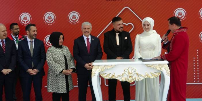 Karatay Belediye Başkanı Hasan Kılca Temsili Nikah Kıydı: “En Önemli Şey Sevgi”