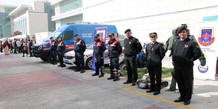 Jandarma Affetmedi: Konya’da 3 Bin 700 Paket Kaçak Sigara Ele Geçirildi