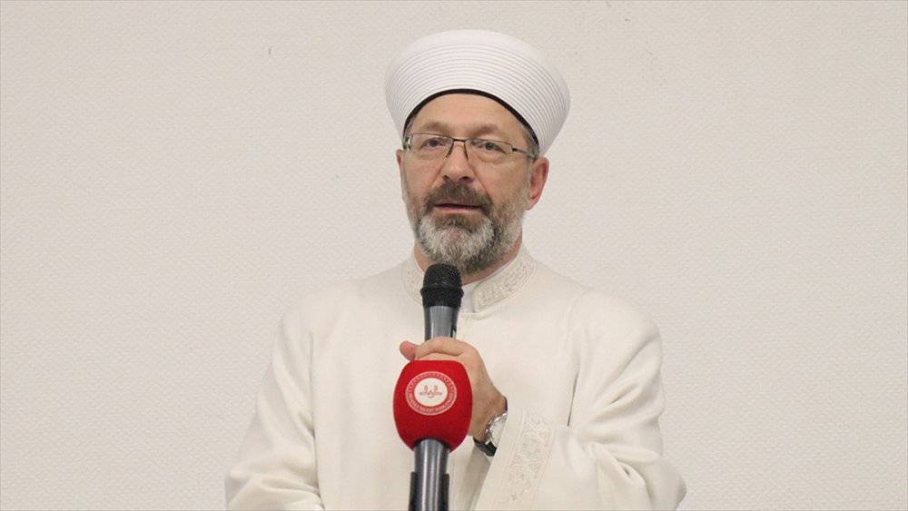 Diyanet İşleri Başkanı Erbaş'tan Filistinliler için özel dua!