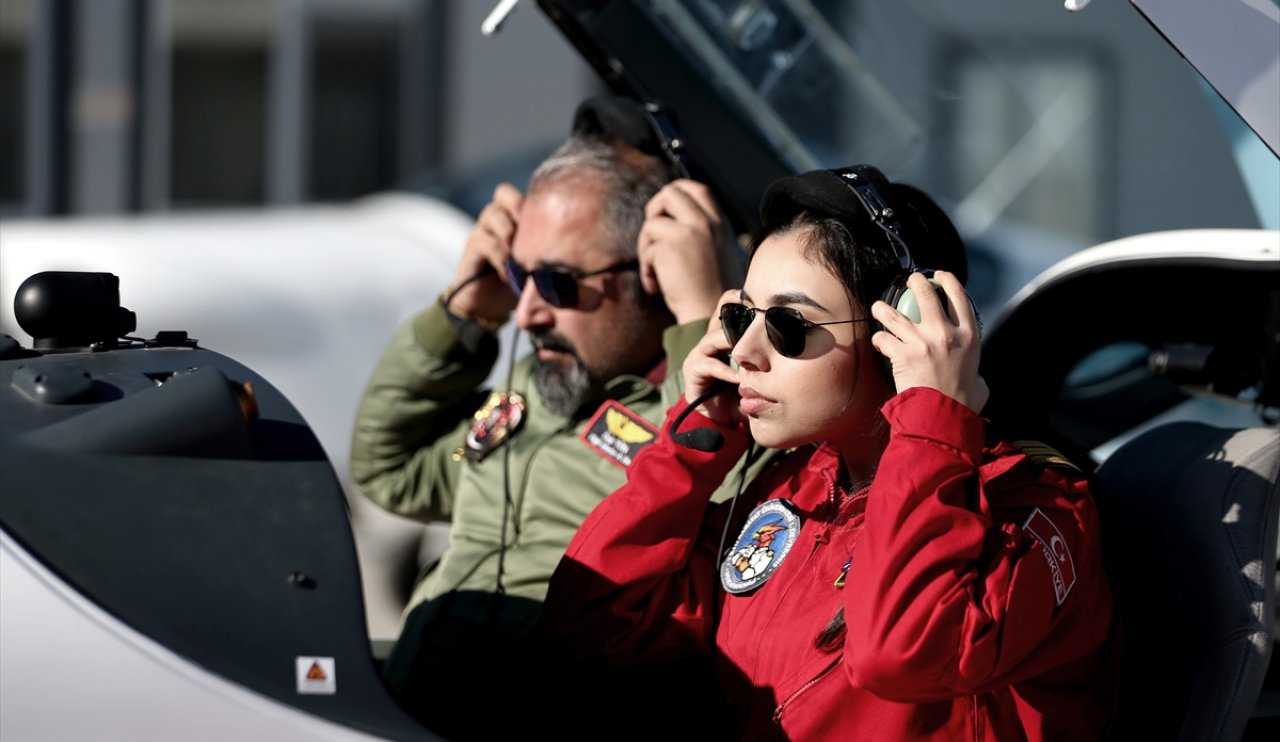 aa-20231226-33278479-33278459-mezun-olmadan-is-teklifi-alan-genc-pilotlar-gelecekten-umutlu.jpg