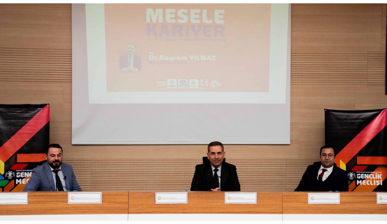 selcuk-universitesinde-mesele-kariyer-konferansi-yapildi-2.jpg